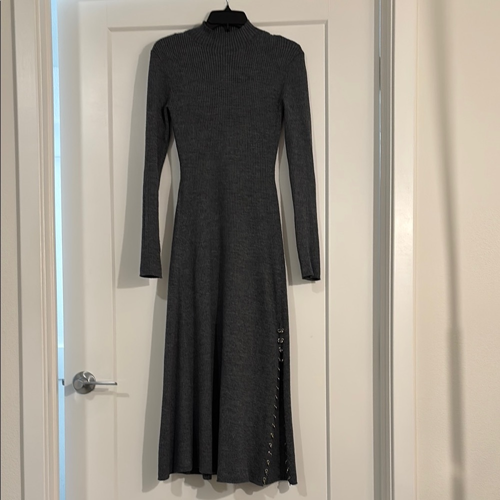 Elegant Grey Knit Dress